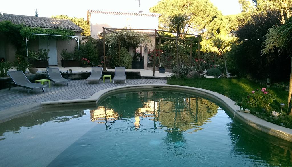 Les Glycines Bed & Breakfast Grimaud Exterior photo